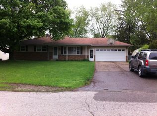 8703 Dolphin St, Portage, MI 49024