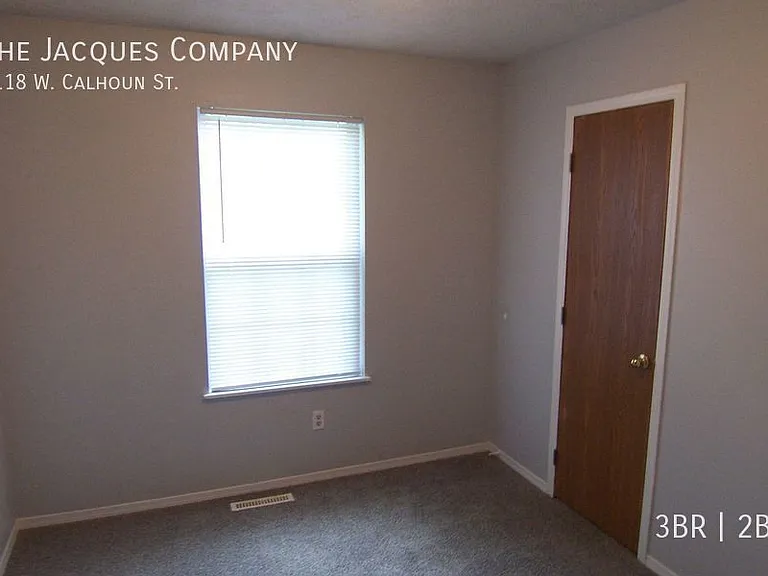 2118 W Calhoun St — Photo 8