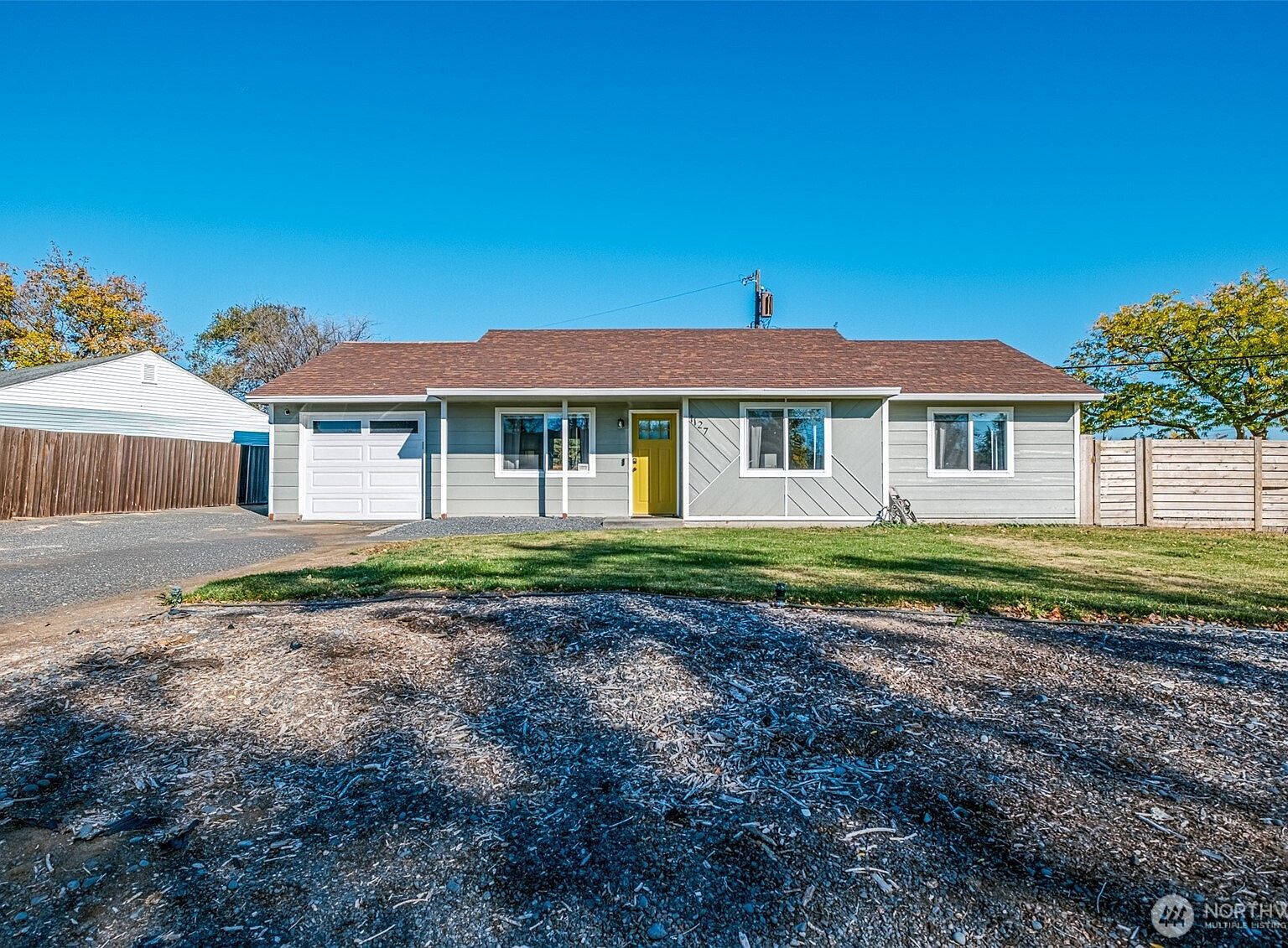 1127 Arlington Drive NE, Moses Lake, WA 98837 | Zillow