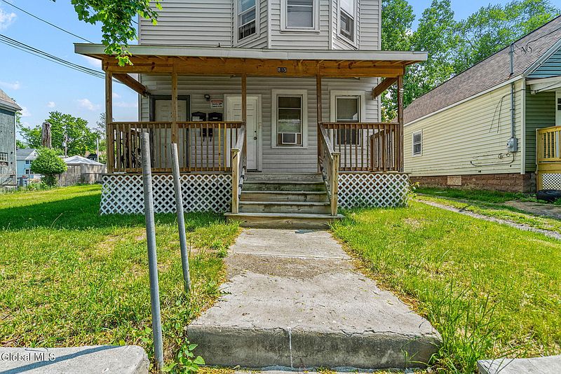 2nd image of 815 Davis Terrace