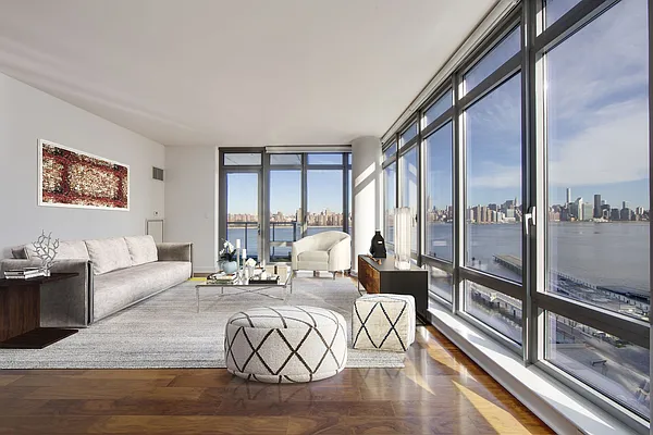 Rented by Compass | media 35