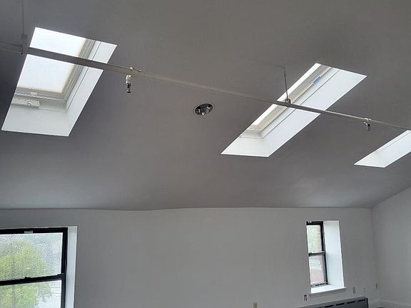 4th image of 79 Broad St APT 4F