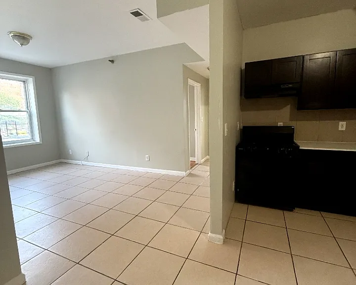 66 N 9th St #6A — Photo 3