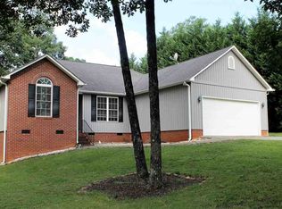 220 Rhodehaven Dr, Anderson, SC 29625