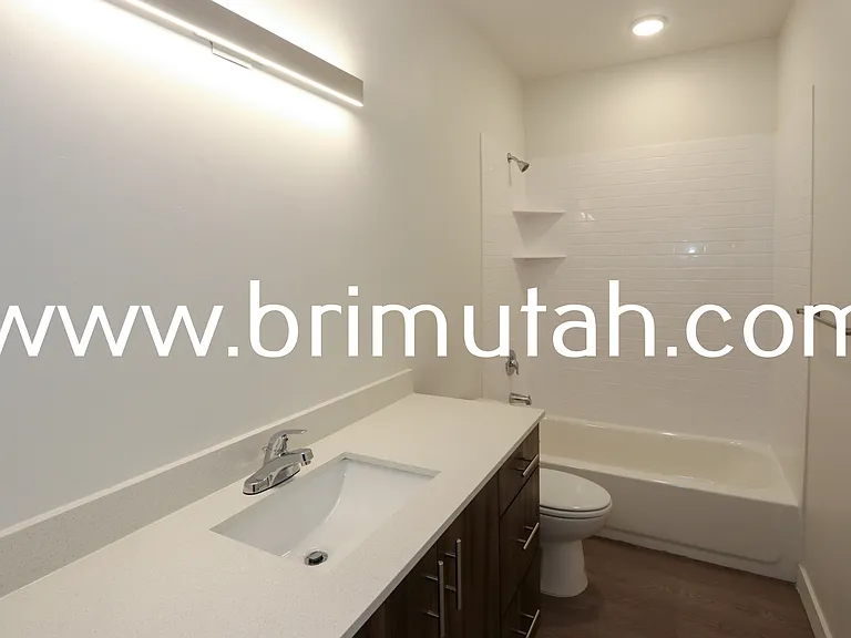 945 S Washington St #101 — Photo 7