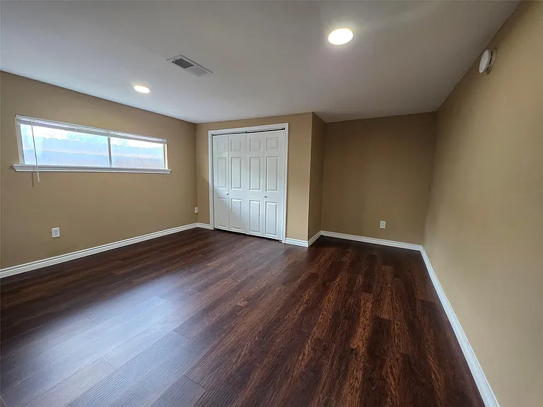 4105 Rutland St — Photo 5