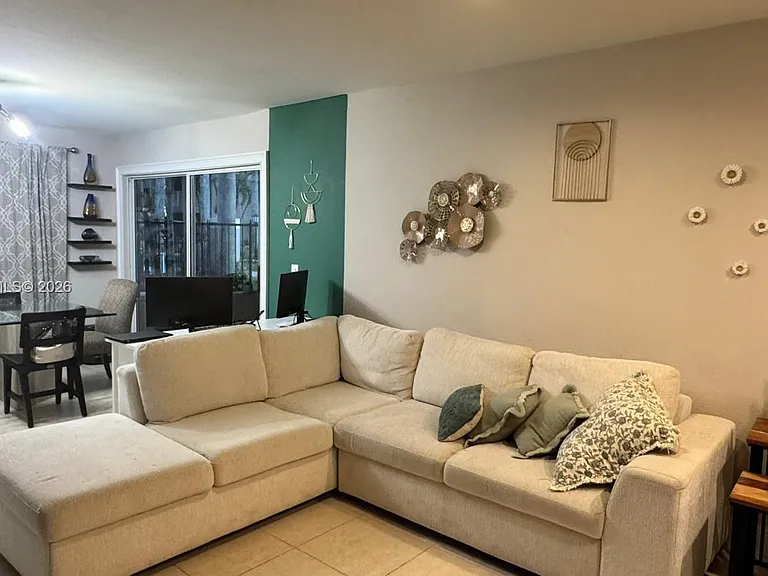 1705 Palm Cove Blvd #1-105 — Photo 6