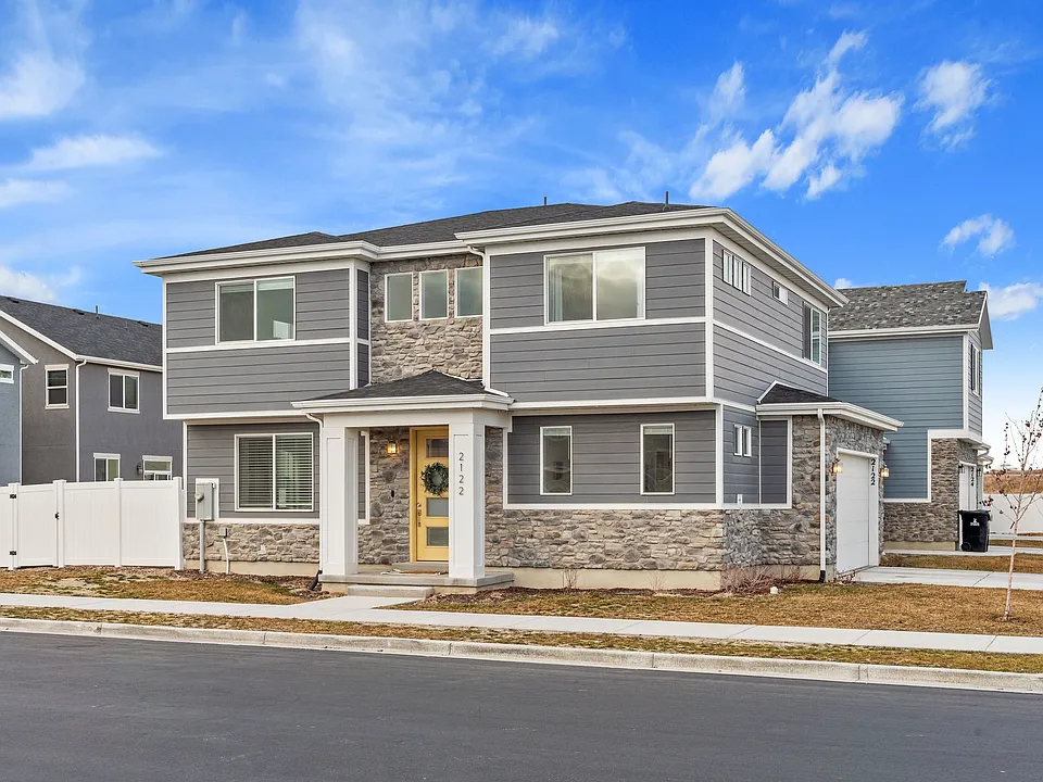 2122 W Lydia Ln