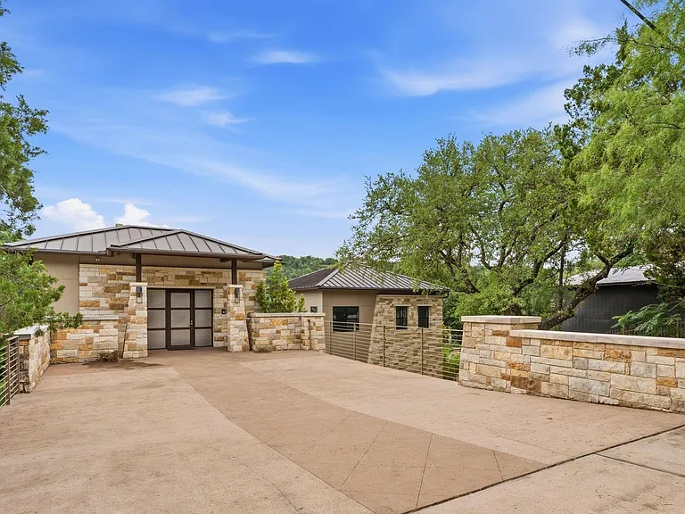 3605 Robbins Rd — Photo 37
