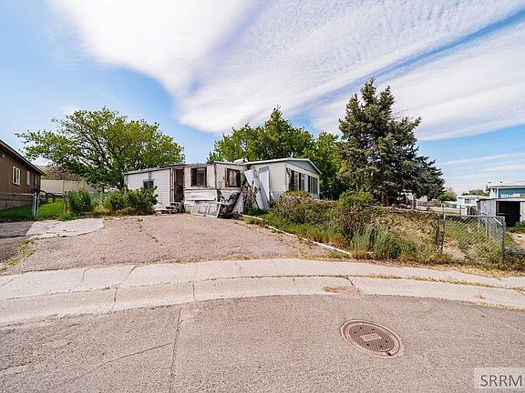 3rd image of 55 Chestnut Ln