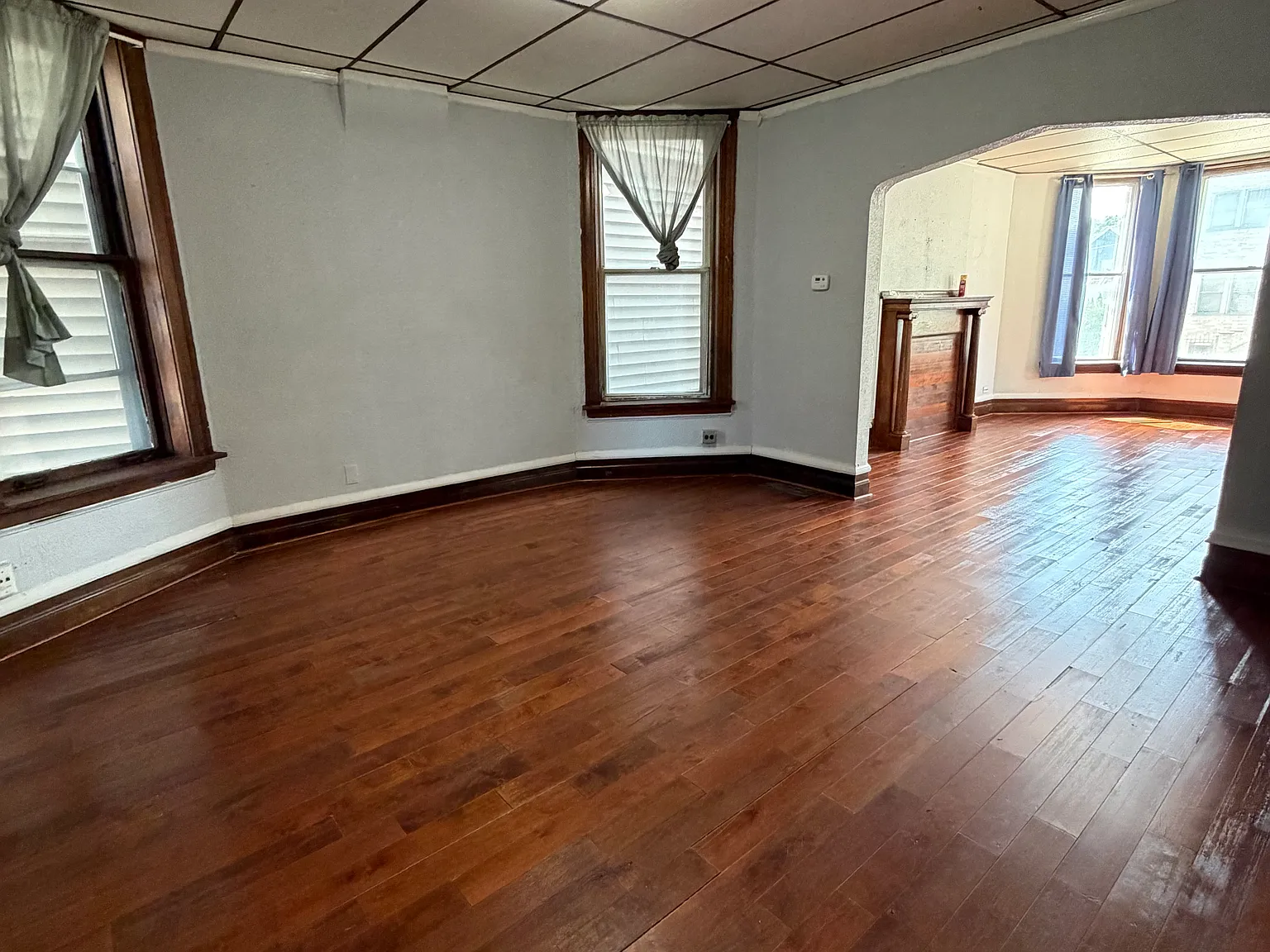 4611 S Union Ave — Photo 1