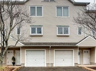 158 Paddock Ave APT 204, Meriden, CT 06450