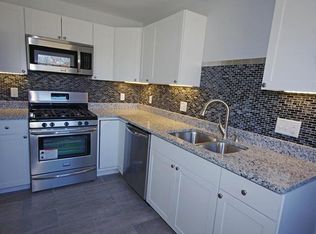 1109 Ridge Ave, Collinsville, IL 62234