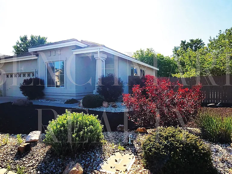 2210 Evergreen Park Dr — Photo 3