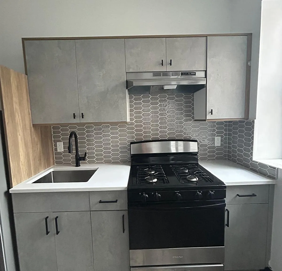 Studio, 500 sqft, $1,450 — Photo 3