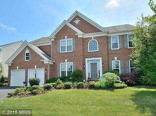 8195 Mistletoe Ln, Lorton, VA 22079
