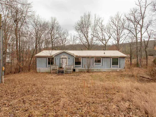 601 Woodland Hills Rd, Hardy, AR 72542