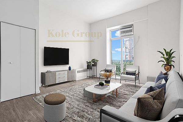 1st image of 88 Fulton St #324