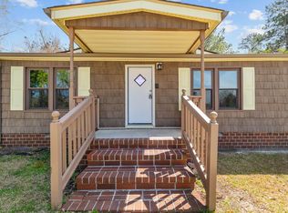 100 Caviness Dr, Jacksonville, NC 28540