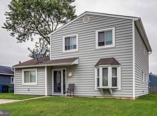 13 Sweet Bay Ln, Logan Township, NJ 08085