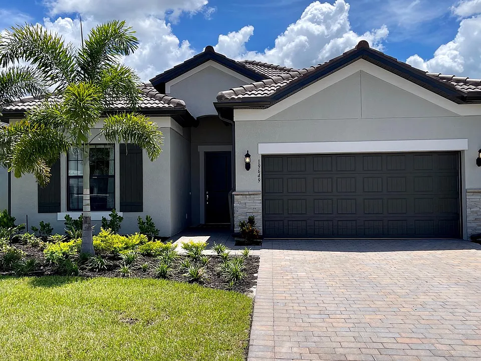 19649 Aqua View Ln