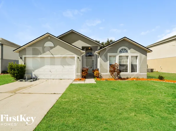 637 Sunway Ln, Winter Haven, FL 33880