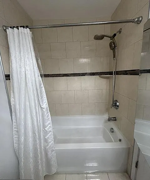 402 4th Ave #106 — Photo 17