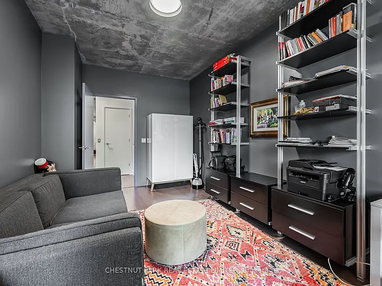 64 Niagara St #221 — Photo 26