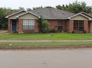 5437 Stagetrail Dr, Arlington, TX 76017
