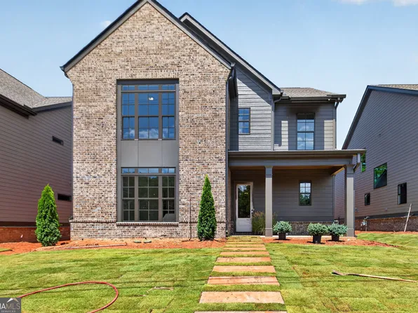 5812 Mitchell St, Flowery Branch, GA 30542