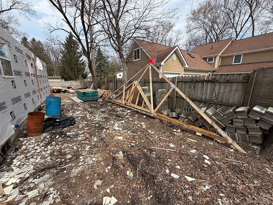 2935 Jackson Blvd, photo 4
