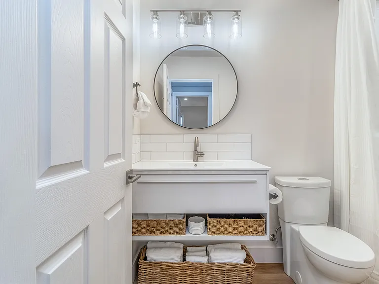 1168 SE Sentry Dr — Photo 9