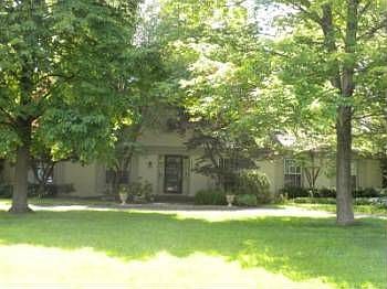 1st image of 6670 Country Club Ln