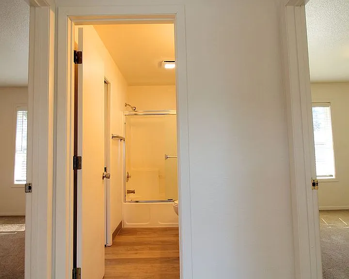 McKenzie Court — Photo 11