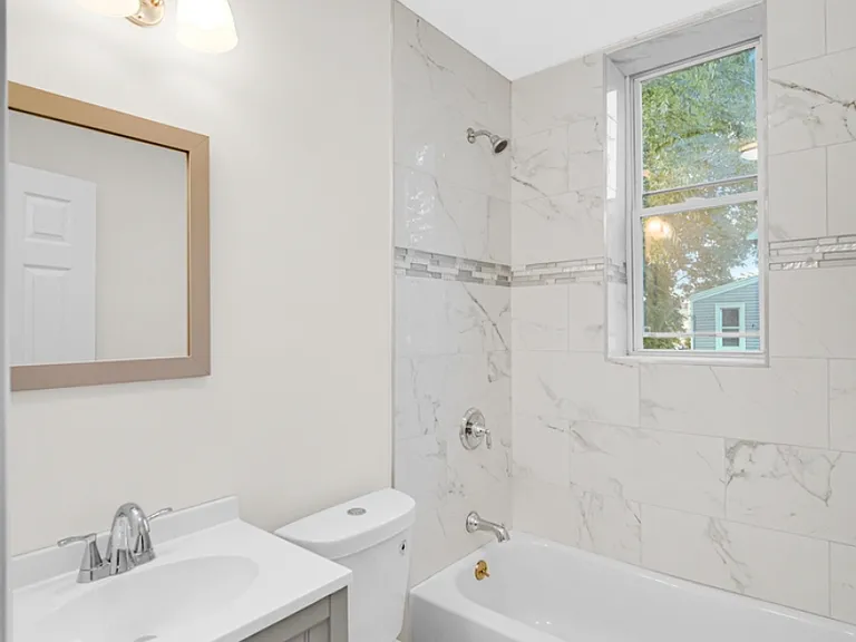 7216 S Sangamon St #A — Photo 3