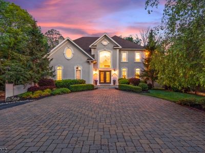 2 Manor Dr, Sparta, NJ, 07871