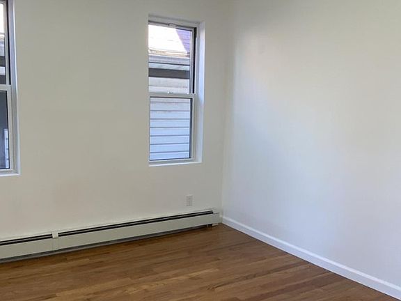 5th image of 177 Campbell Ave Floor 1