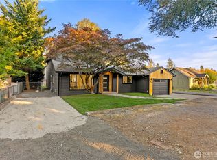 18542 Stone Avenue N, Shoreline, WA 98133