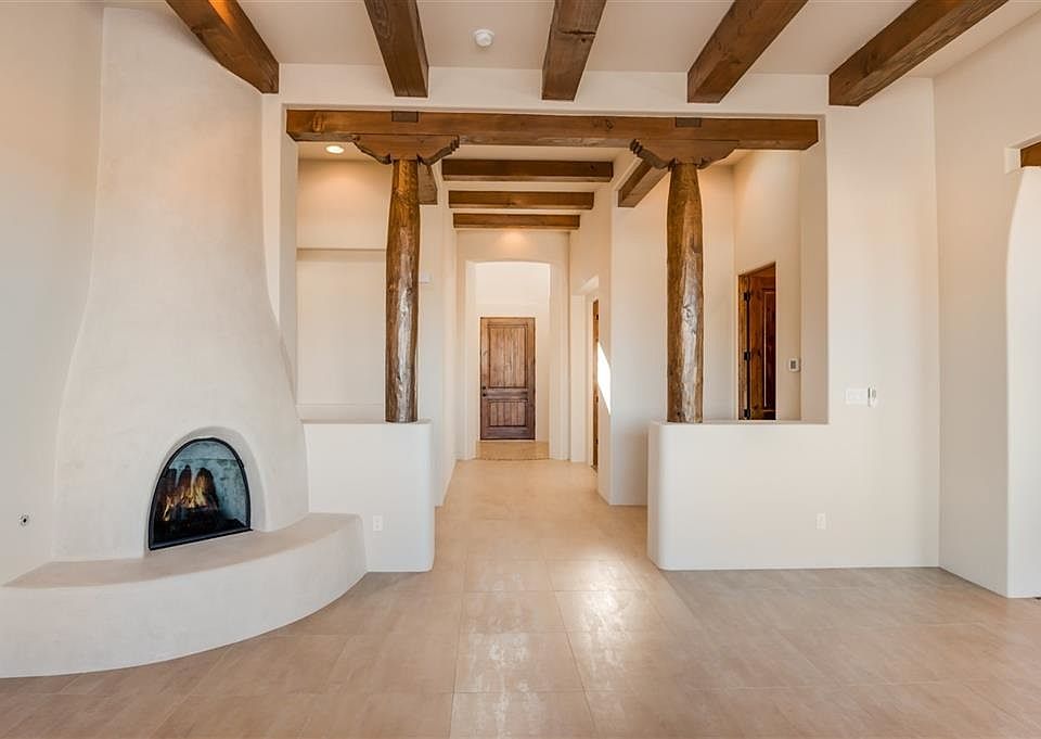 1st image of 10 Camino De Colores