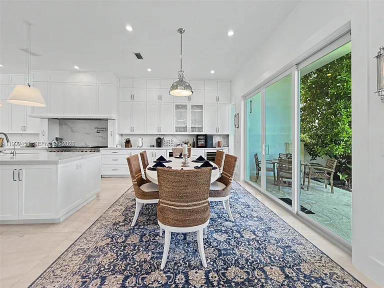 13689 Deering Bay Dr — Photo 23