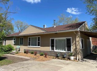 601 W Carpenter Ave, Fairfield, IA 52556