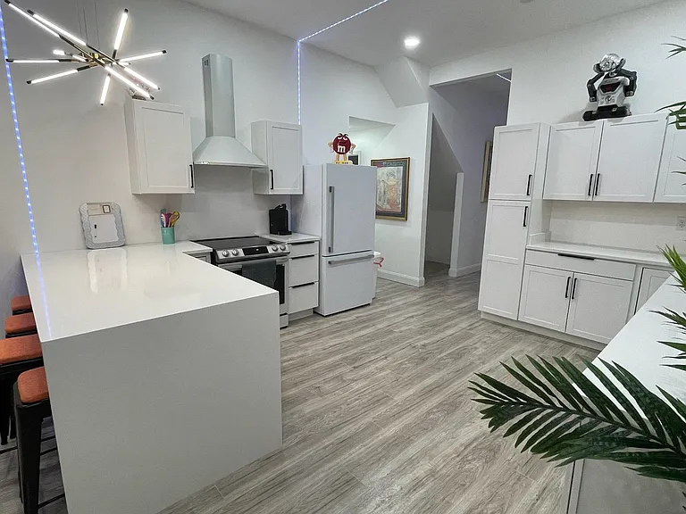 1726 Vesey Ave — Photo 7