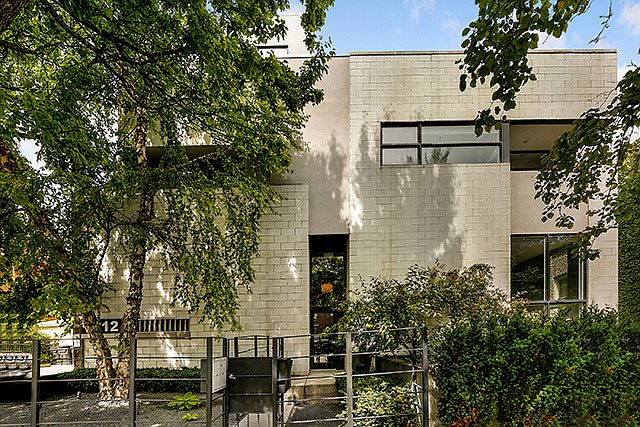 1st image of 1212 N Hoyne Ave Suite 201