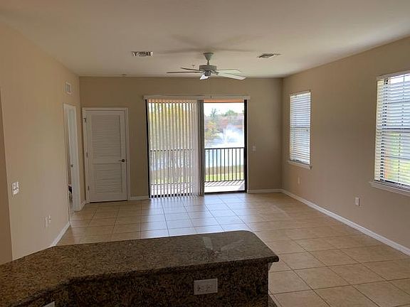 3rd image of 3789 Pino Vista Way Unit 4