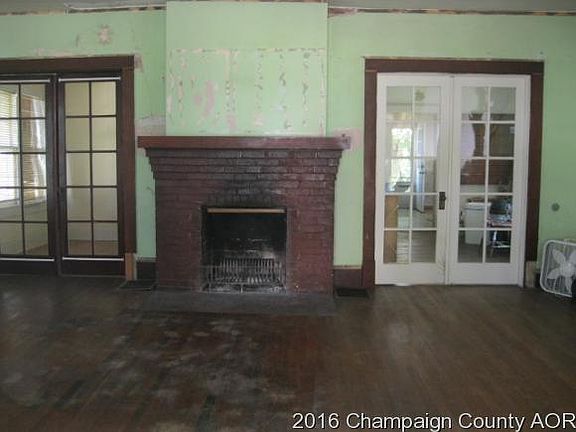 4th image of 321 E Marion St