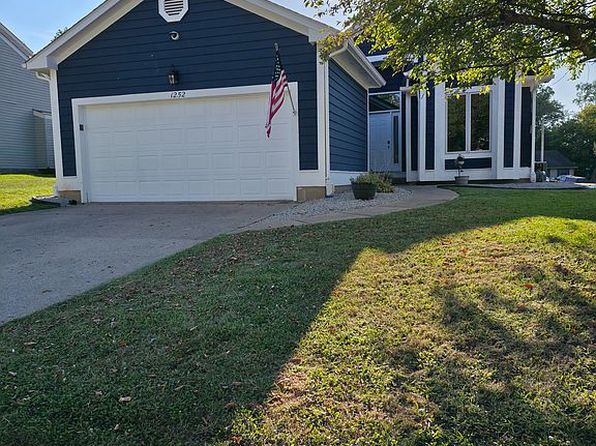 1252 Mayfair Dr