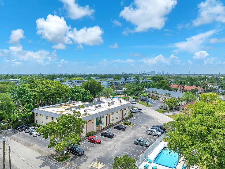 Oakland Park Villas