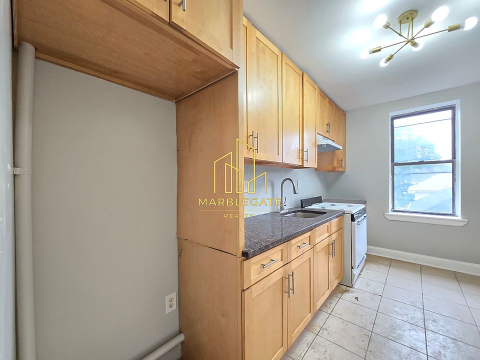 1st image of 585-586 Elizabeth Ave #4066