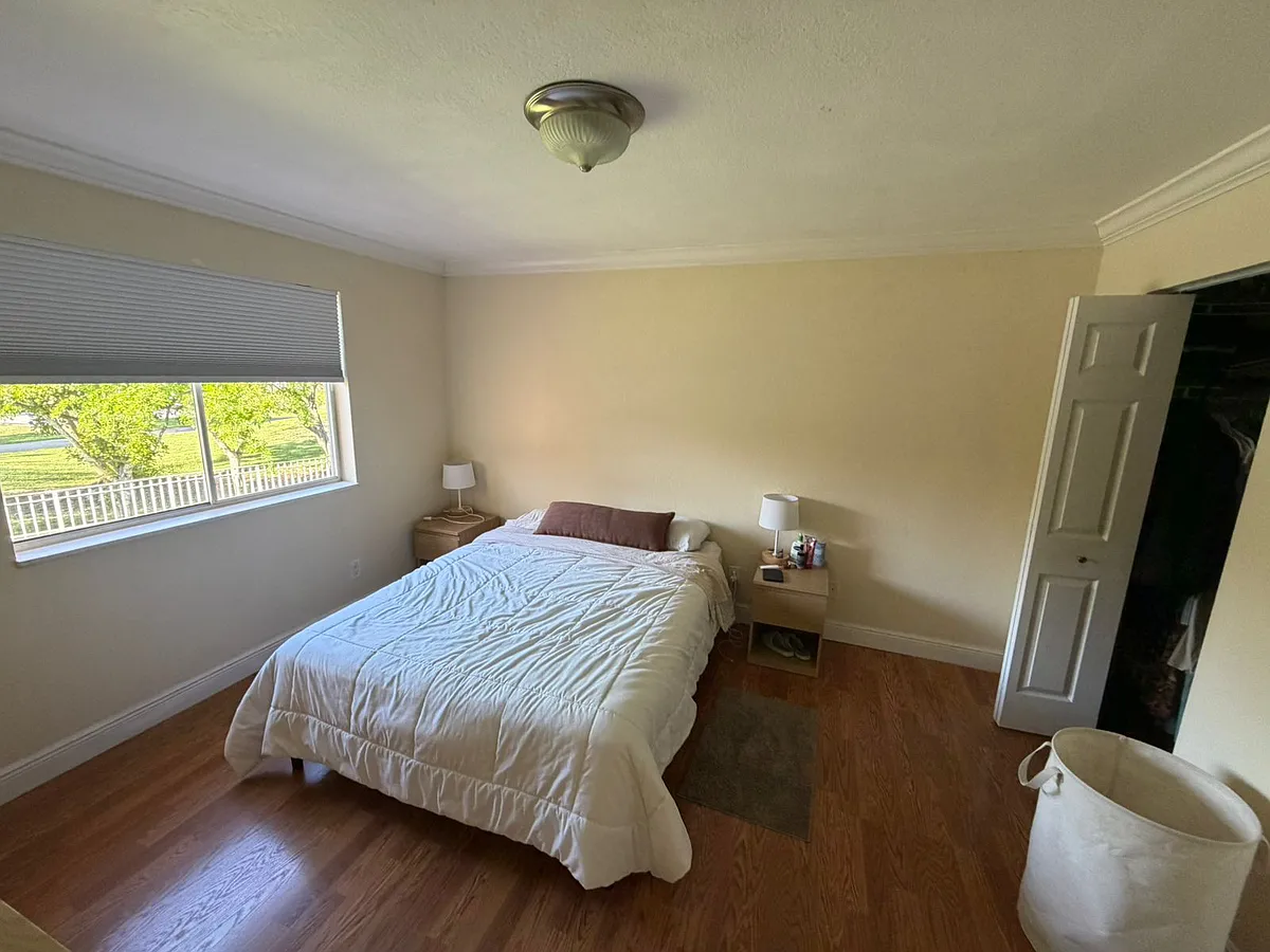 Building Photo - 15780 SW 106th Ter #202
