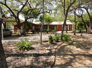 980 Sherwood Forest Dr, Poteet, TX 78065